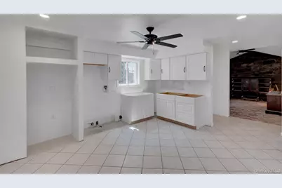6 Stonington Circle, Wheatley Heights, NY 11798 - Photo 6