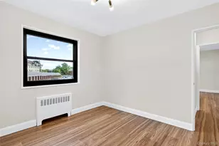 160-28 17th Ave, Whitestone, NY 11357 - Photo 16