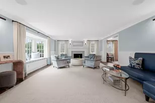 41 Strickland Pl, Manhasset, NY 11030 - Photo 4
