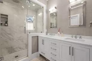 41 Strickland Pl, Manhasset, NY 11030 - Photo 18