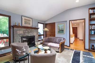 353 Mountain Road, Irvington, NY 10533 - Photo 18