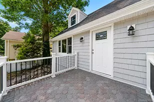 245 Melville Rd, Huntington Station, NY 11746 - Photo 4