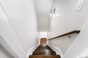 245 Melville Rd, Huntington Station, NY 11746 - Photo 12