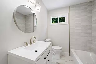 245 Melville Rd, Huntington Station, NY 11746 - Photo 26