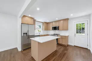 245 Melville Rd, Huntington Station, NY 11746 - Photo 8