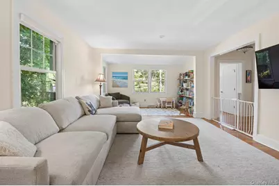 184 Farragut Avenue, Hastings on Hudson, NY 10706 - Photo 2