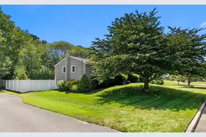 47 Wilson Street, Blue Point, NY 11715 - Photo 6