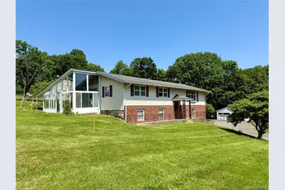 231 Highland Avenue, Marlboro, NY 12542 - Photo 2