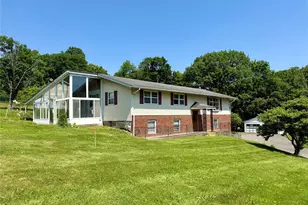 231 Highland Ave, Marlboro, NY 12542 - Photo 2