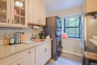 1217 California Road #A-23, Eastchester, NY 10709 - Photo 8