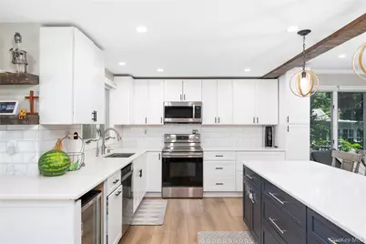 71 W Lake Boulevard, Mahopac, NY 10541 - Photo 6