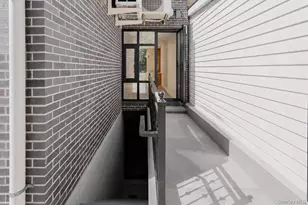 25 Goodwin Pl, Brooklyn, NY 11221 - Photo 34