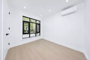 25 Goodwin Pl, Brooklyn, NY 11221 - Photo 12