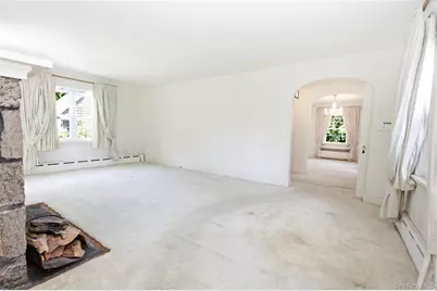 9 Leith Place, White Plains, NY 10605 - Photo 4