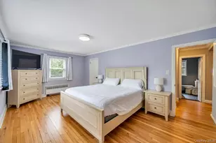 52 Yorktown St, Rockville Centre, NY 11570 - Photo 24