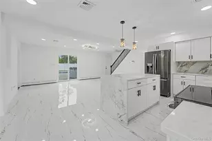 6 Regal Ln, Levittown, NY 11756 - Photo 18