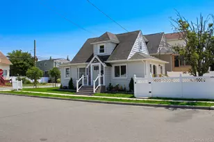 9 Franklin St, East Rockaway, NY 11518 - Photo 4
