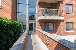 99 S Park Ave, Rockville Centre, NY 11570 - Photo 2