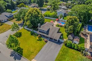 8 Feather Ln, Commack, NY 11725 - Photo 42