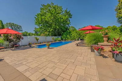 8 Feather Lane, Commack, NY 11725 - Photo 32