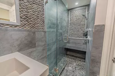 8 Feather Lane, Commack, NY 11725 - Photo 20
