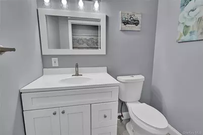 4 Saint Marks Place, Stony Brook, NY 11790 - Photo 22