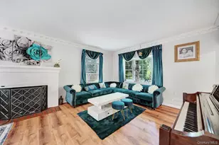38 E Lyons St, Melville, NY 11747 - Photo 6