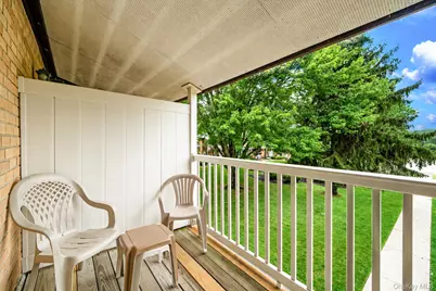 282 Artist Lake Drive, Middle Island, NY 11953 - Photo 4