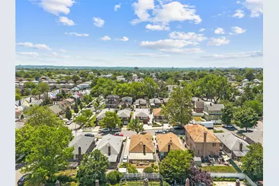 20119 24th Avenue, Bayside, NY 11360 - Photo 28