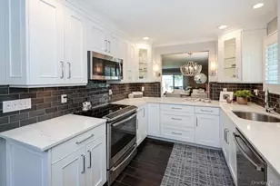 155 Laurel Ln, Wantagh, NY 11793 - Photo 6