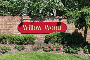 155 Laurel Ln, Wantagh, NY 11793 - Photo 38