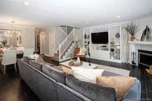 155 Laurel Ln, Wantagh, NY 11793 - Photo 16