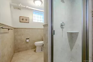 1264 Rhinelander Ave, Bronx, NY 10461 - Photo 36