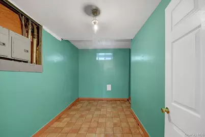 562 Underhill Avenue, Bronx, NY 10473 - Photo 28