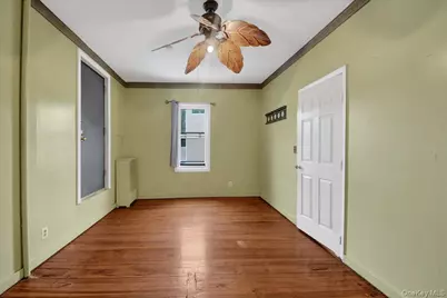 562 Underhill Avenue, Bronx, NY 10473 - Photo 10