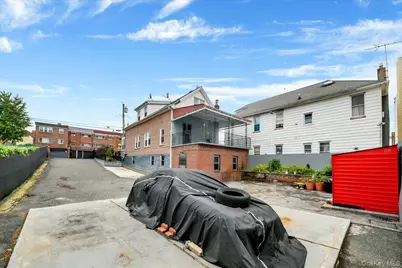 562 Underhill Avenue, Bronx, NY 10473 - Photo 6