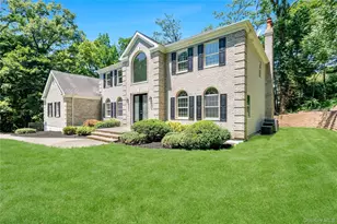 41 Cove Rd, Huntington, NY 11743 - Photo 2