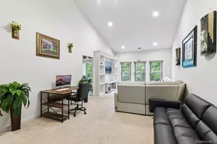 33 Greentree Ct, Shirley, NY 11967 - Photo 6