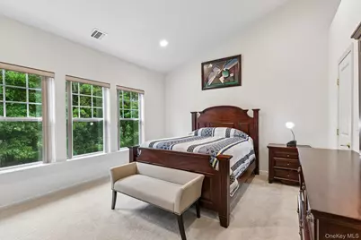 33 Greentree Court, Shirley, NY 11967 - Photo 14
