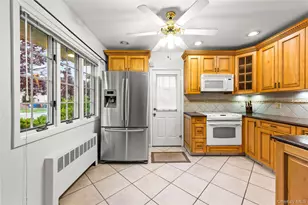 54 Edgewood Rd, Port Washington, NY 11050 - Photo 6