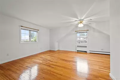 54 Edgewood Road, Port Washington, NY 11050 - Photo 12