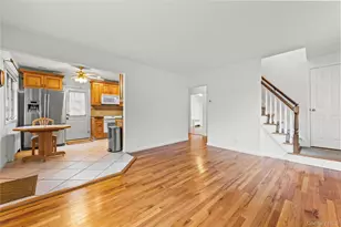 54 Edgewood Rd, Port Washington, NY 11050 - Photo 4