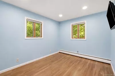 18 Solow Lane, East Northport, NY 11731 - Photo 10