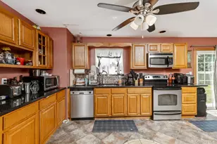 312 Peconic Ave, Medford, NY 11763 - Photo 8