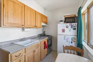2063 Walnut St, Baldwin, NY 11510 - Photo 16