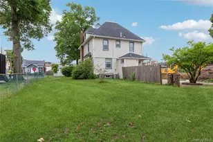 112 Woods Ave, Roosevelt, NY 11575 - Photo 26