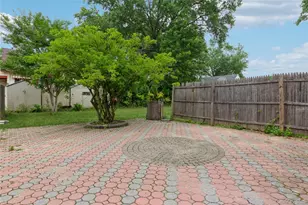 112 Woods Ave, Roosevelt, NY 11575 - Photo 24