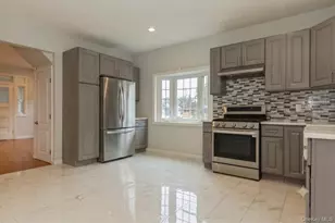 112 Woods Ave, Roosevelt, NY 11575 - Photo 8