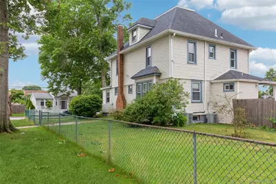 112 Woods Avenue, Roosevelt, NY 11575 - Photo 2