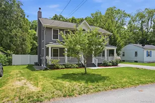 10 Henmond Blvd, Poughkeepsie, NY 12603 - Photo 2
